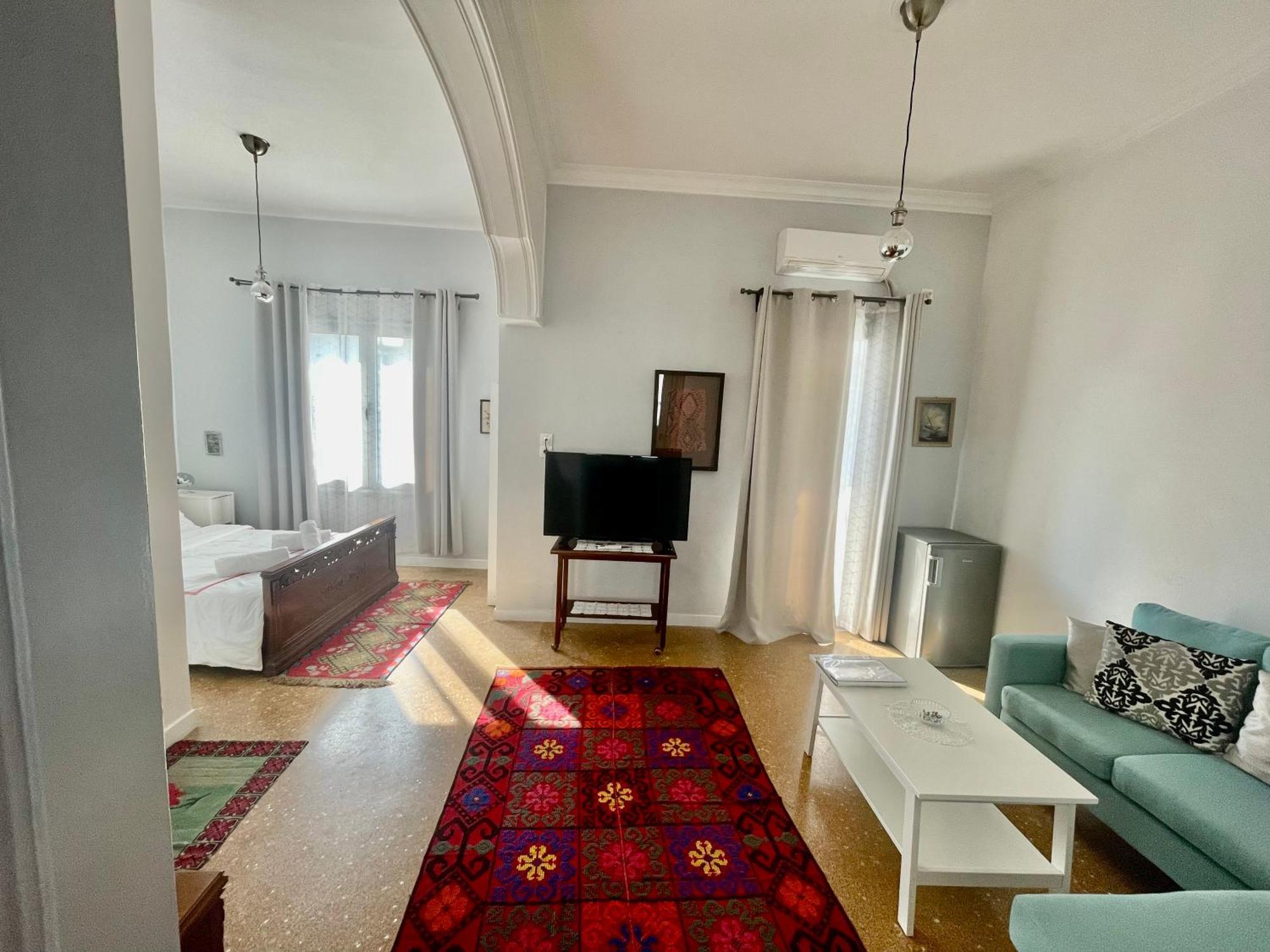 A Litte Taste Of Home Guest House Aten Exteriör bild
