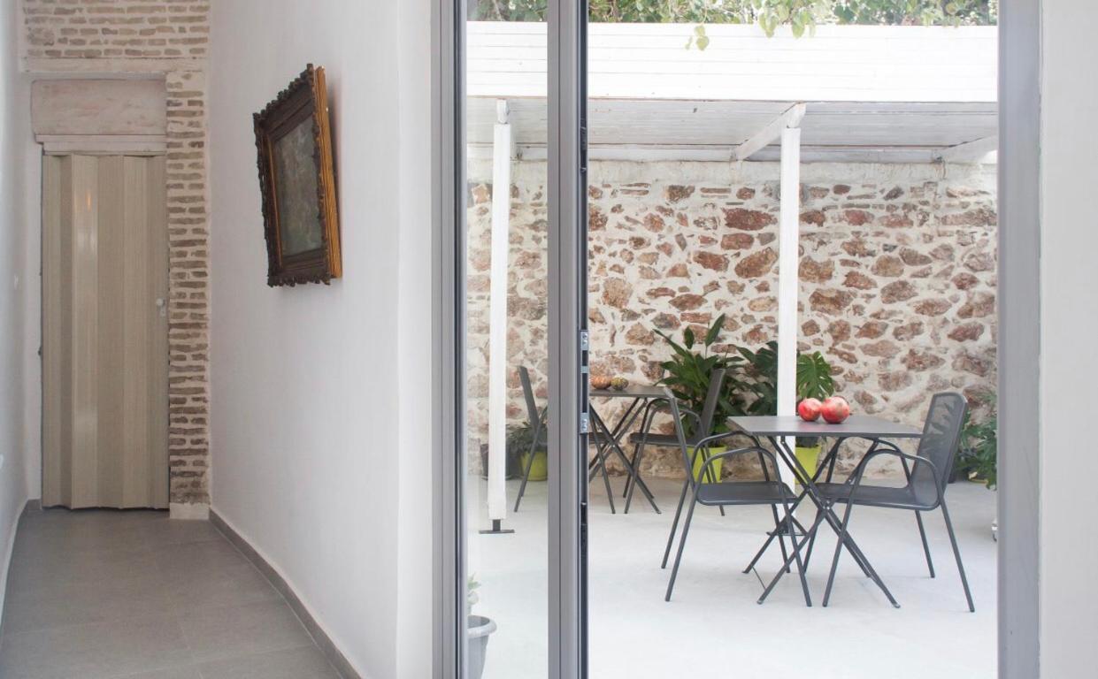 A Litte Taste Of Home Guest House Aten Exteriör bild