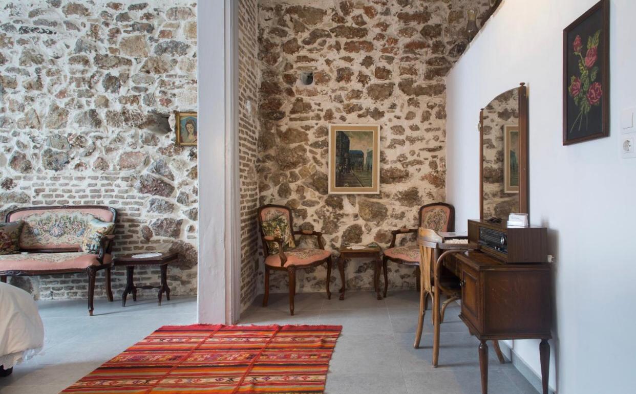 A Litte Taste Of Home Guest House Aten Exteriör bild