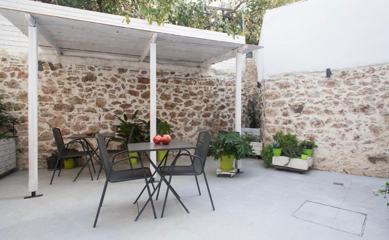 A Litte Taste Of Home Guest House Aten Exteriör bild